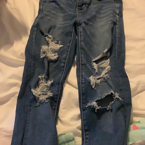 American eagle ripped jeans - Picture 2 of 4